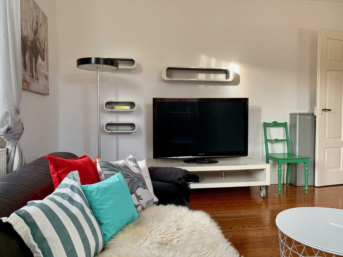 Deluxe Business City Apartments Metzingen Villa Landenberger Kültér fotó